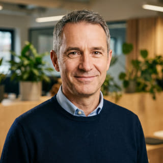 Profilbild von James Mitchell, bei Frei Bürgungsnis als Chief Executive Officer aufgeführt